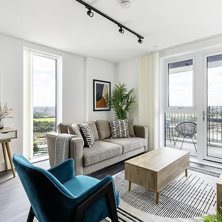 North Ken V - 2 Bedrooms - 1 Bathroom - Balcony - Concierge